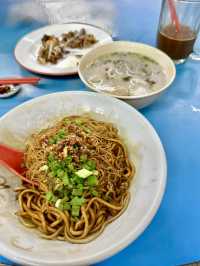Weekend Food Hunt: The Best Pork Noodles at Petaling Jaya!