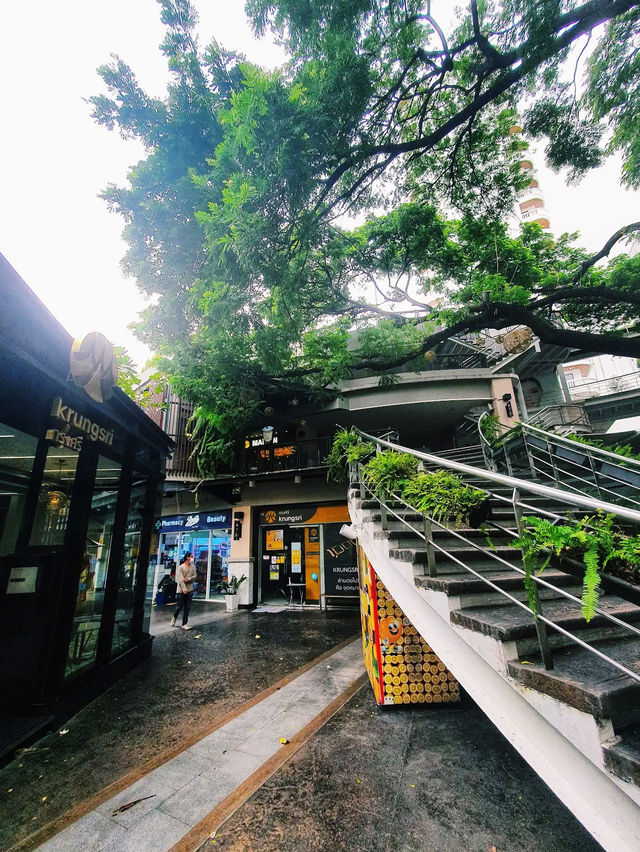 J Avenue Thonglor 