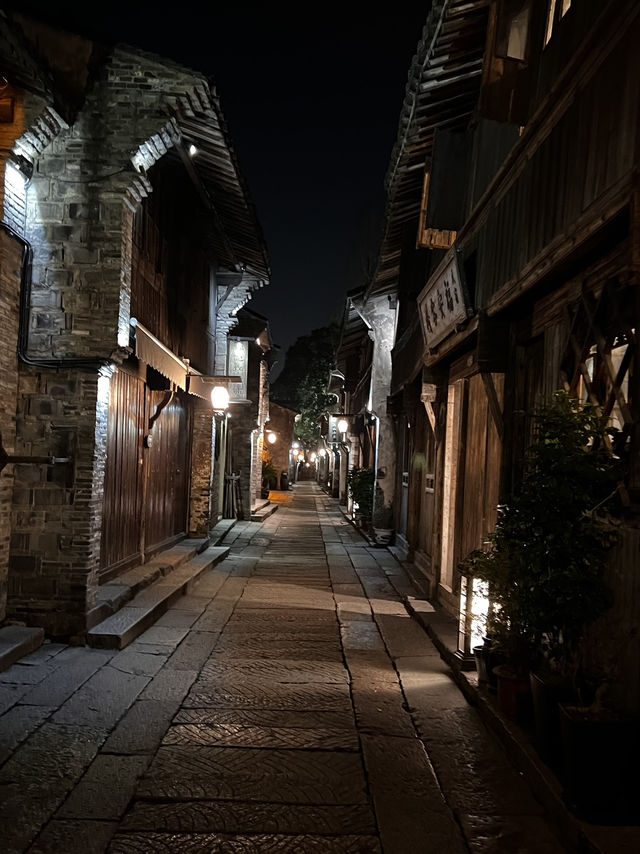 From Hanfu to Morning Tea: A Perfect Stay in Wuzhen 🫖