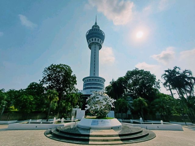 泰國曼谷著名地標高塔建築公園景點：Samut Prakan Learning Park And Tower，免費參觀，適合親子遊，適合打卡拍照📸