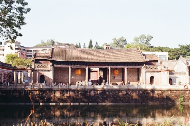 Of the He Surname in Shawan Ancient Town in Panyu