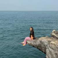 แหลมจักรพงษ์ 🪨🌊@เกาะสีชัง, ชลบุรี