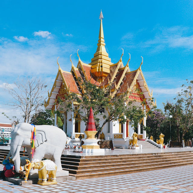 ศาลหลักเมืองอุบลราชธานี