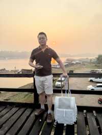 แพลนสงกรานต์เที่ยวสะพานมอญตักบาตรยามเช้า 