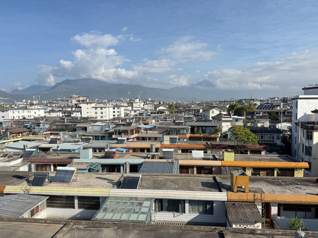 รีวิวที่พัก ลี่เจียง วิวภูเขาหิมะมังกรหยก 🏔️