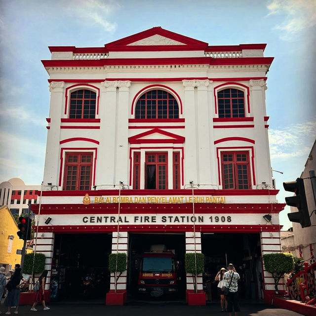  Georgetown UNESCO Heritage: Where Time Travel Meets Street Art & Char Kway Teow