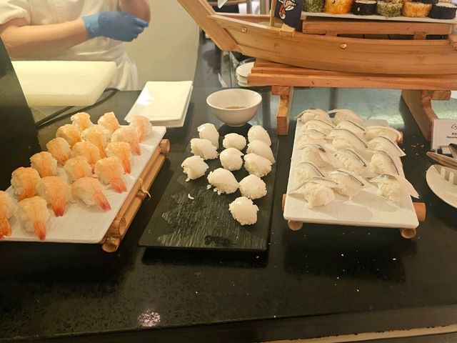 人均200多元的五星級酒店下午茶自助餐