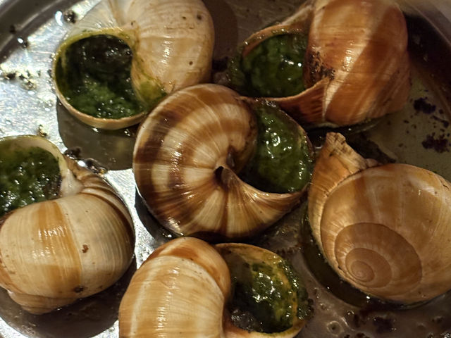 聽說吃法國🇫🇷菜都要三小時起跳🤣🤣