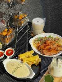Teafee Café JB— unique fusion of tea and coffee