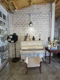คาเฟ่ลับกลางสวนเขียว Slole Cafe & Garden โชคชัย4