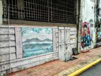 Kluang Street Art Safari: Hunting Murals & Munching Kaya Toast" 🎨🚶♀️☕