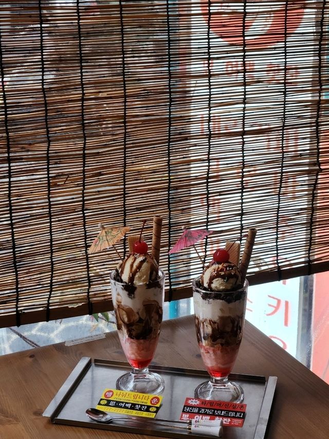 쥰내 아끼는 전포카페 공개합니다 근데 이미 핫플인 <사,여백,찻잔>