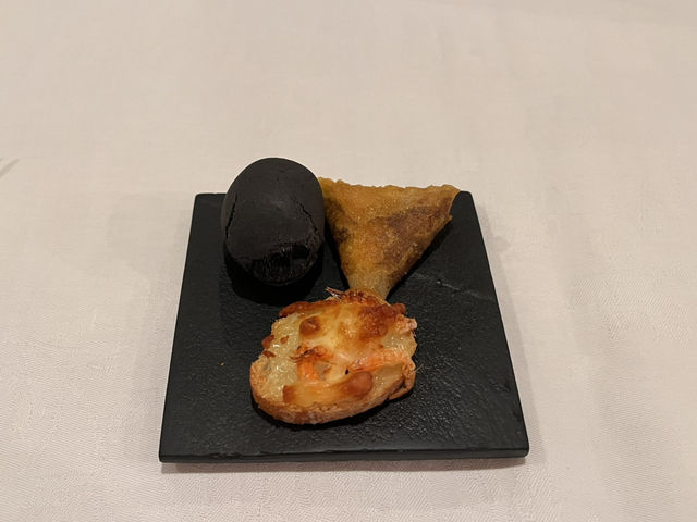 優雅に記念日ディナーなら　Sakaki(レストランサカキ) @京橋🍽️