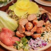 Jomhom Cafe & Music