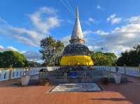 เจดีย์ปะการัง ขนอม