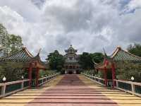 赤色❤️が映える中華系のお寺🛕
