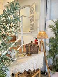 The Cutest Café by the Sea in Busan – Picture-Perfect & Peaceful