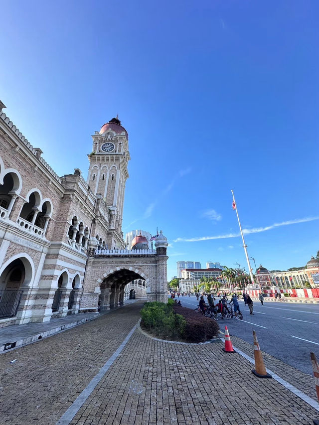 พามาเดินเล่นย่าน Merdeka Square KL มาเลเซีย