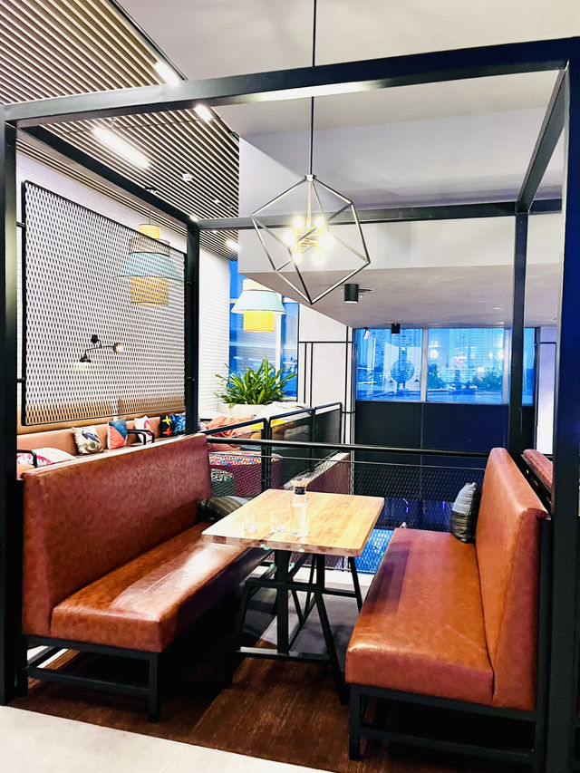 Moxy Putrajaya – Where Business Meets Bold Style