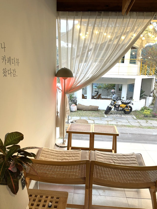 The view คาเฟ่เกาหลี mood โครตดี หลงรักเลย 