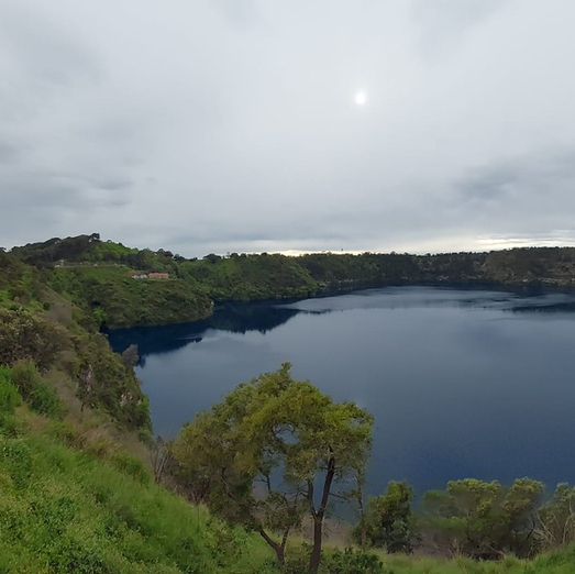 Mount Gambier: A Hidden Oasis of Natural Wonders