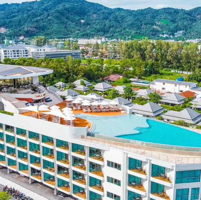 นอนโรงแรมหรูกับวิวสุดอลังชมแสงยามเย็นโรแมนติกมาก