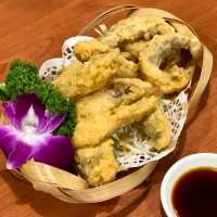 原隻脆皮炸豬手必食🐷