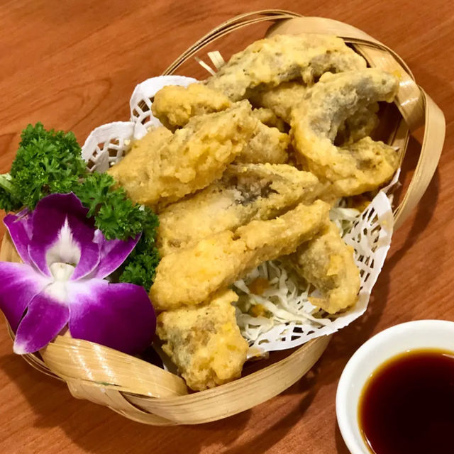 原隻脆皮炸豬手必食🐷