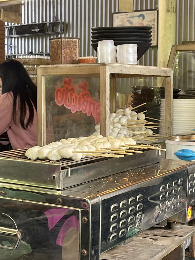 มิถุนา ก๋วยเตี๋ยวต้มยำที่ใช้มะนาวสดๆ 🍋‍🟩