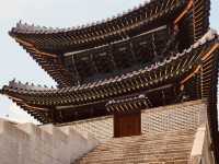 A Reflective Stroll to Sungnyemun Gate: A Journey Through History
