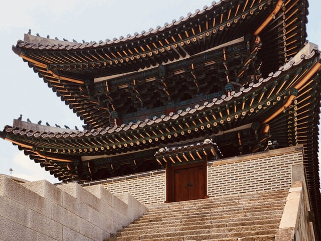 A Reflective Stroll to Sungnyemun Gate: A Journey Through History