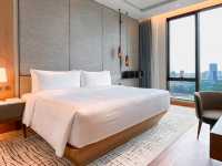 🌟 Urban Chic Meets Thai Warmth: Kimpton Maa-Lai Bangkok  🇹🇭🐾