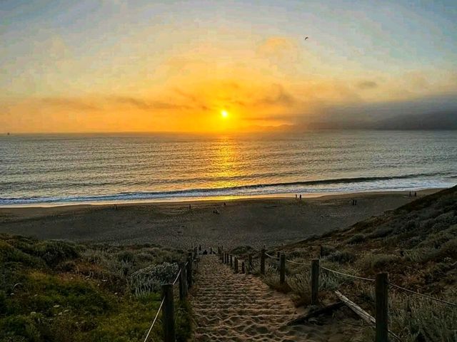 Baker Beach – Golden Views & Ocean Breeze