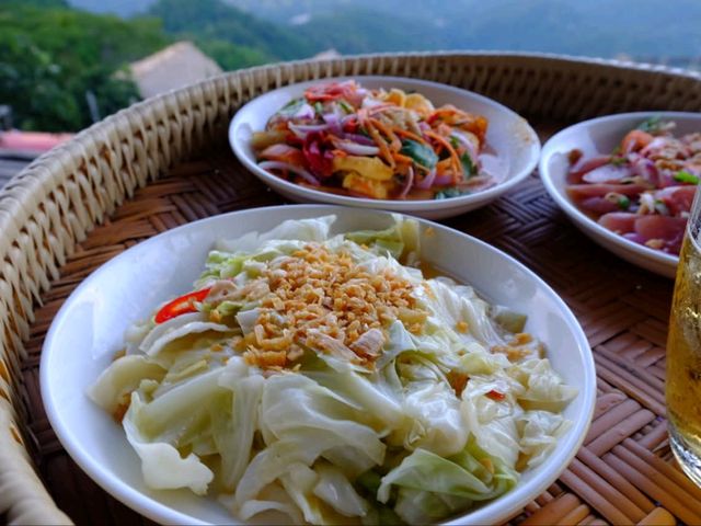จูเลี๊ยะแคมป์ ม่อนเงาะ 🌿🌧️