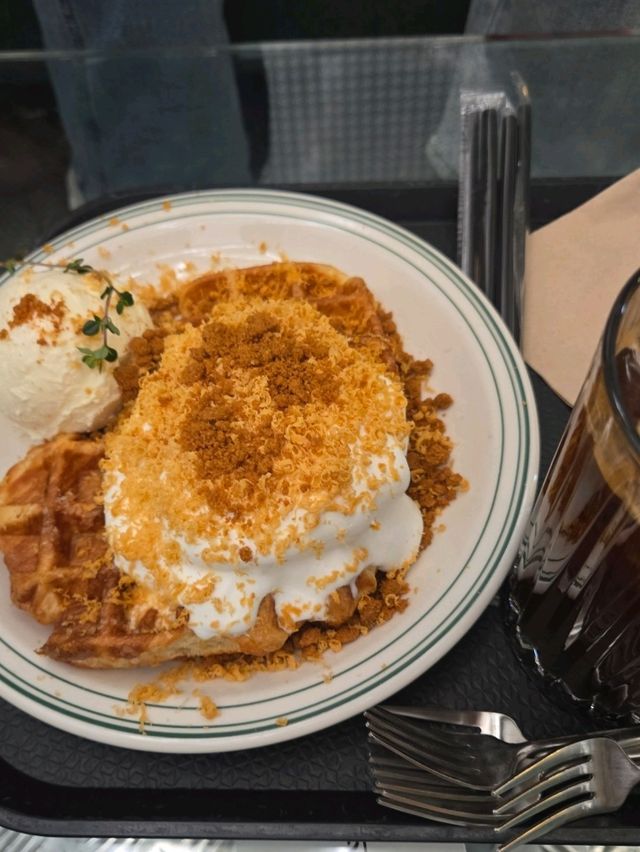 홍대에서 찾은 고즈넉한 주택감성 카페 ' 아벨롭(Avelop) ' 카페☕️