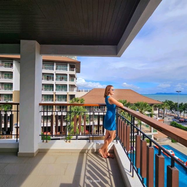 โรงแรมติดทะเล หาดดงตาล จอมเทียน พัทยา