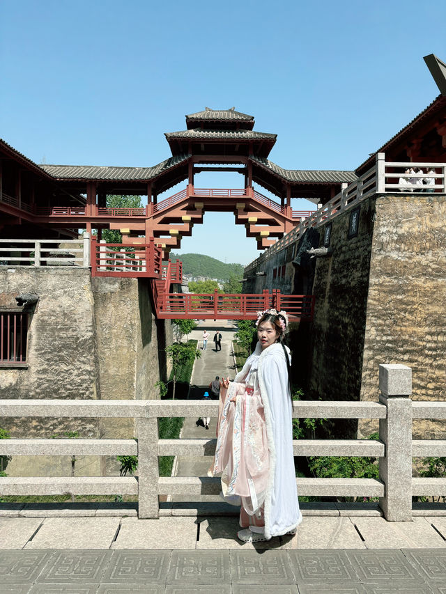 Qin palace 