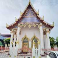ศาลเจ้า เจ้าแม่กวนอิม พระสังกัจจายน์ วัดหนองจอก