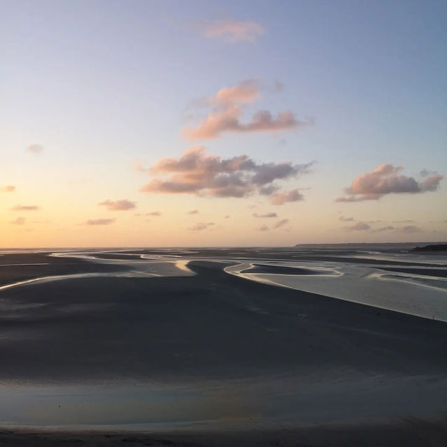 🏰🌊 Le Mont-Saint-Michel Summer Guide: A Medieval Marvel in Normandy  