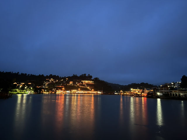 Baan Daeng Resort บ้านดินกลางหุบเขา