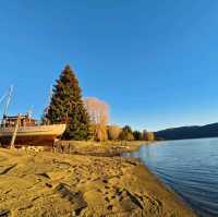 Sunset Serenade: Magical Moments at Lake Te Anau