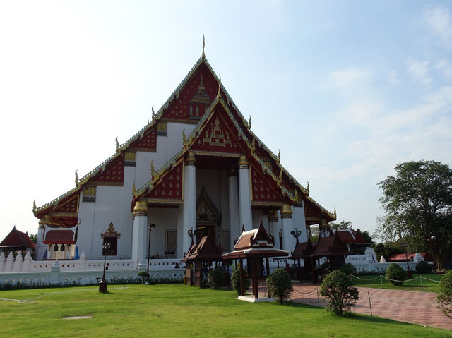 👑 Walking Among Kings – My Visit to Wat Phra Si Sanphet, Ayutthaya