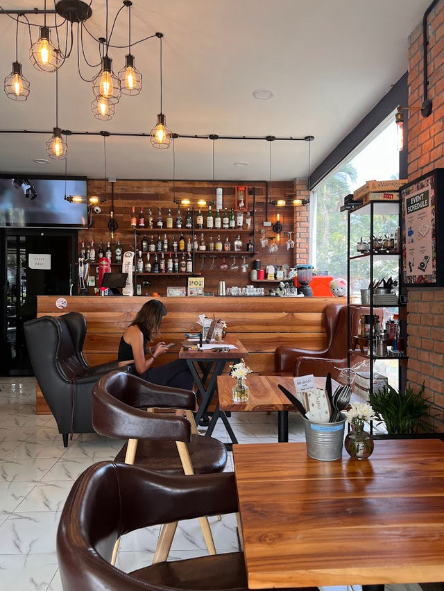 Grow High: Island Breakfast Spot