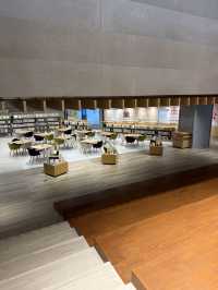 ちょっと休憩、本の世界へ。天文館図書館