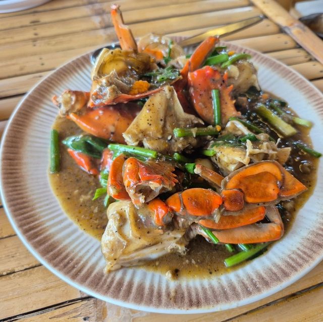 ล้านทะเล ซีฟู๊ด บางสะพาน