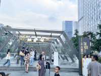 🛍️✨ Chengdu Taikoo Li 太古里 | Where Tradition Meets Trend