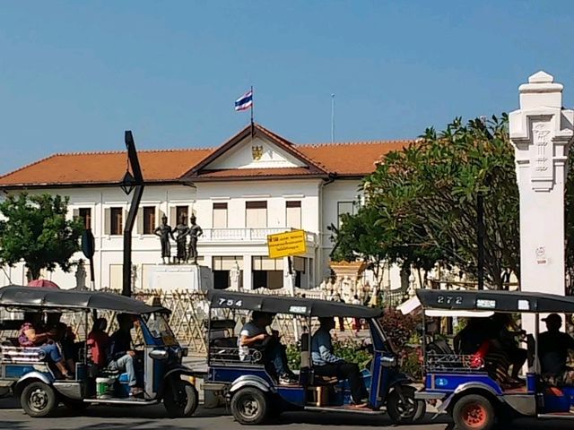 ลานอนุสาวรีย์สามกษัตริย์