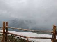 From Wangyun Tai to Yunxiao Feng: A Journey Through Mist and Majesty  