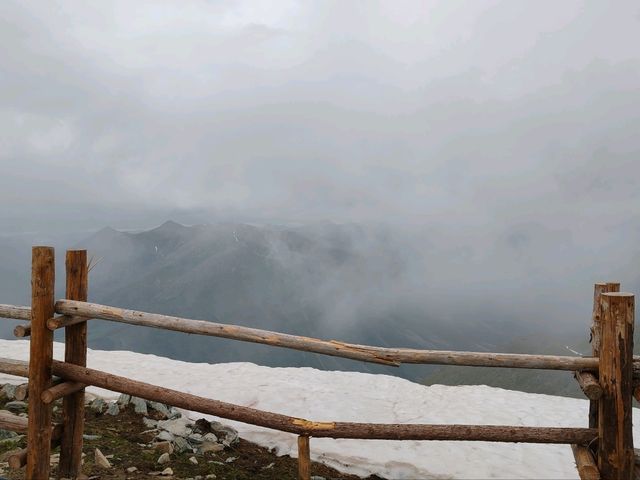 From Wangyun Tai to Yunxiao Feng: A Journey Through Mist and Majesty  