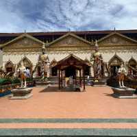Solo Traveler's Guide to Wat Chayamangkalaram: Penang's Reclining Buddha Temple** 🏯✨